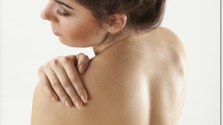 肩こり吐き気のツボはどこ?ストレッチは?原因はなんなの?