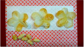 お正月お菓子のレシピ春巻きの皮で簡単アレンジ花チップスの作り方