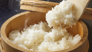 おひつで美味しいご飯に変わるの?おすすめは木製?セラミック製?