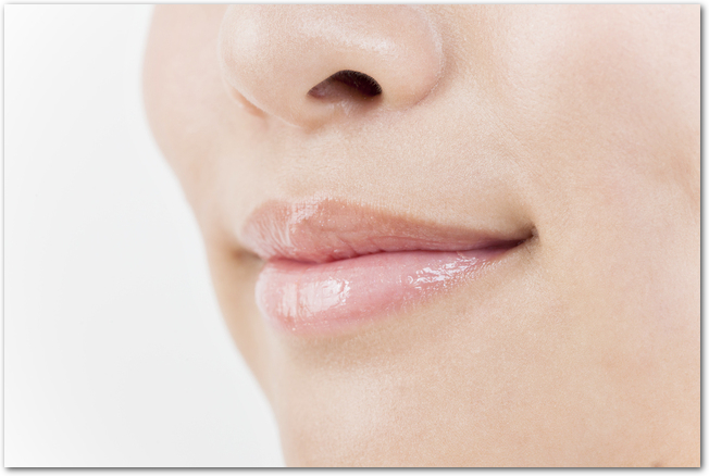 唇のぱっくり割れの原因は ぱっくり割れにワセリンが効く ラップでは ドクモバ